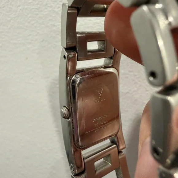 Guess Silver Crystal-Trim Women's Bracelet Watch - Picture 3 of 3